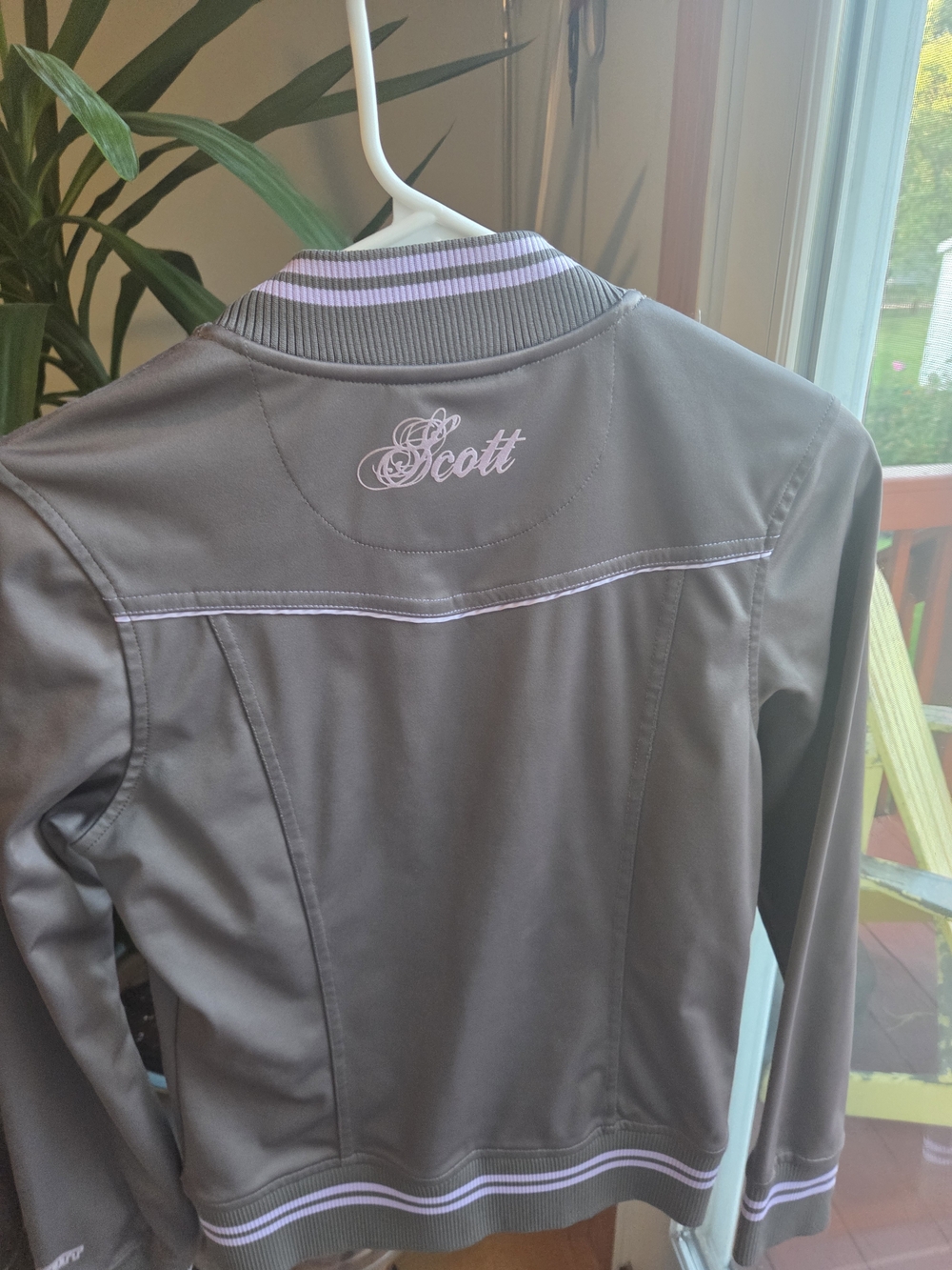 Scott Jacket - Picture 2 of 5